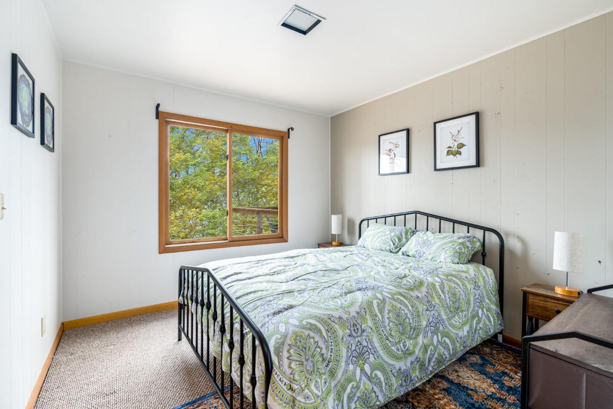Chalet W Hot Tub, Large Deck, Grill, & Fast Wifi Berkeley Springs Eksteriør billede